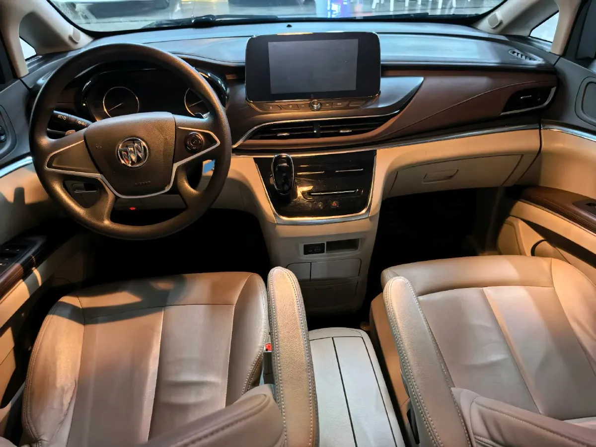 2023 Buick GL8 2.0T 237HP L4 9AT,autocango,china used car exporter,china ev exporter,chinese used car exporter,chinese used ev exporter