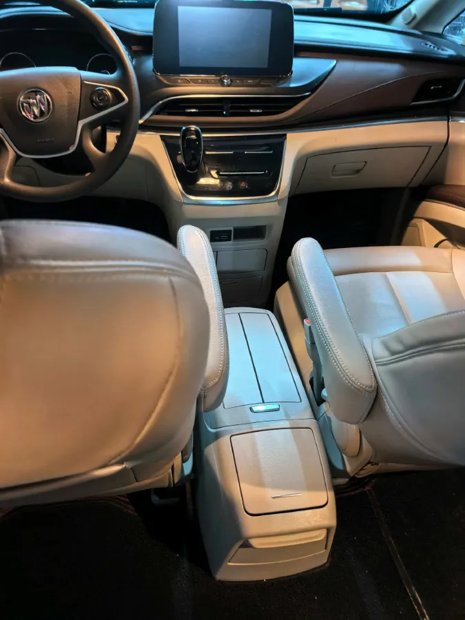 2023 Buick GL8 2.0T 237HP L4 9AT,autocango,china used car exporter,china ev exporter,chinese used car exporter,chinese used ev exporter