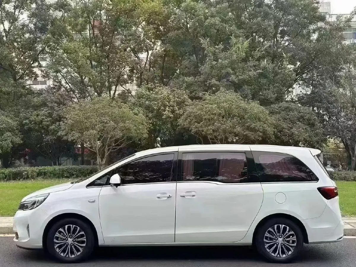 2020 Buick GL8 2.0T 237HP L4 9AT,autocango,china used car exporter,china ev exporter,chinese used car exporter,chinese used ev exporter