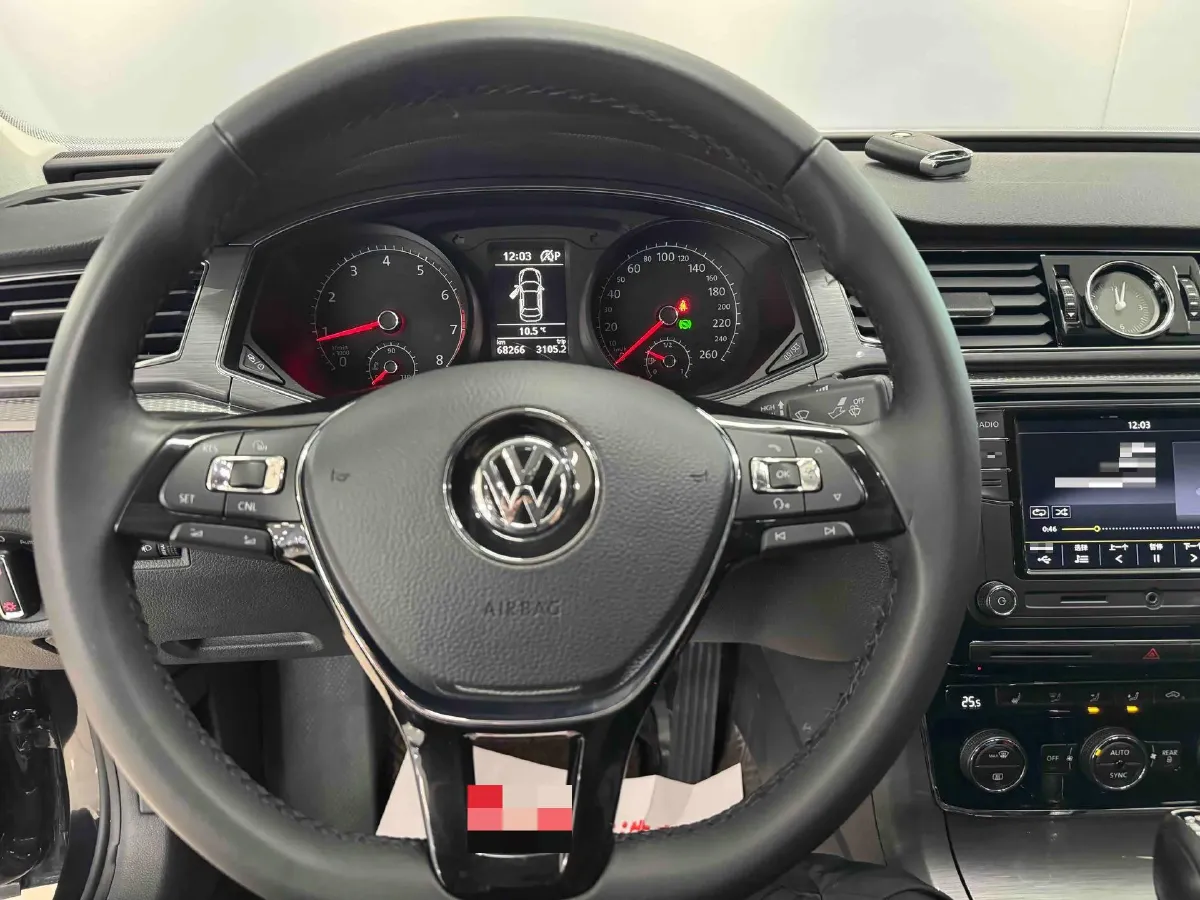 2017 Volkswagen Passat 1.8T 180HP L4 7DCT,autocango,china used car exporter,china ev exporter,chinese used car exporter,chinese used ev exporter