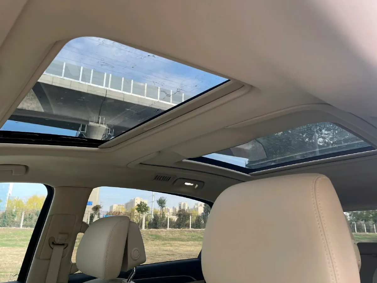 2023 Buick GL8 2.0T 237HP L4 9AT,autocango,china used car exporter,china ev exporter,chinese used car exporter,chinese used ev exporter