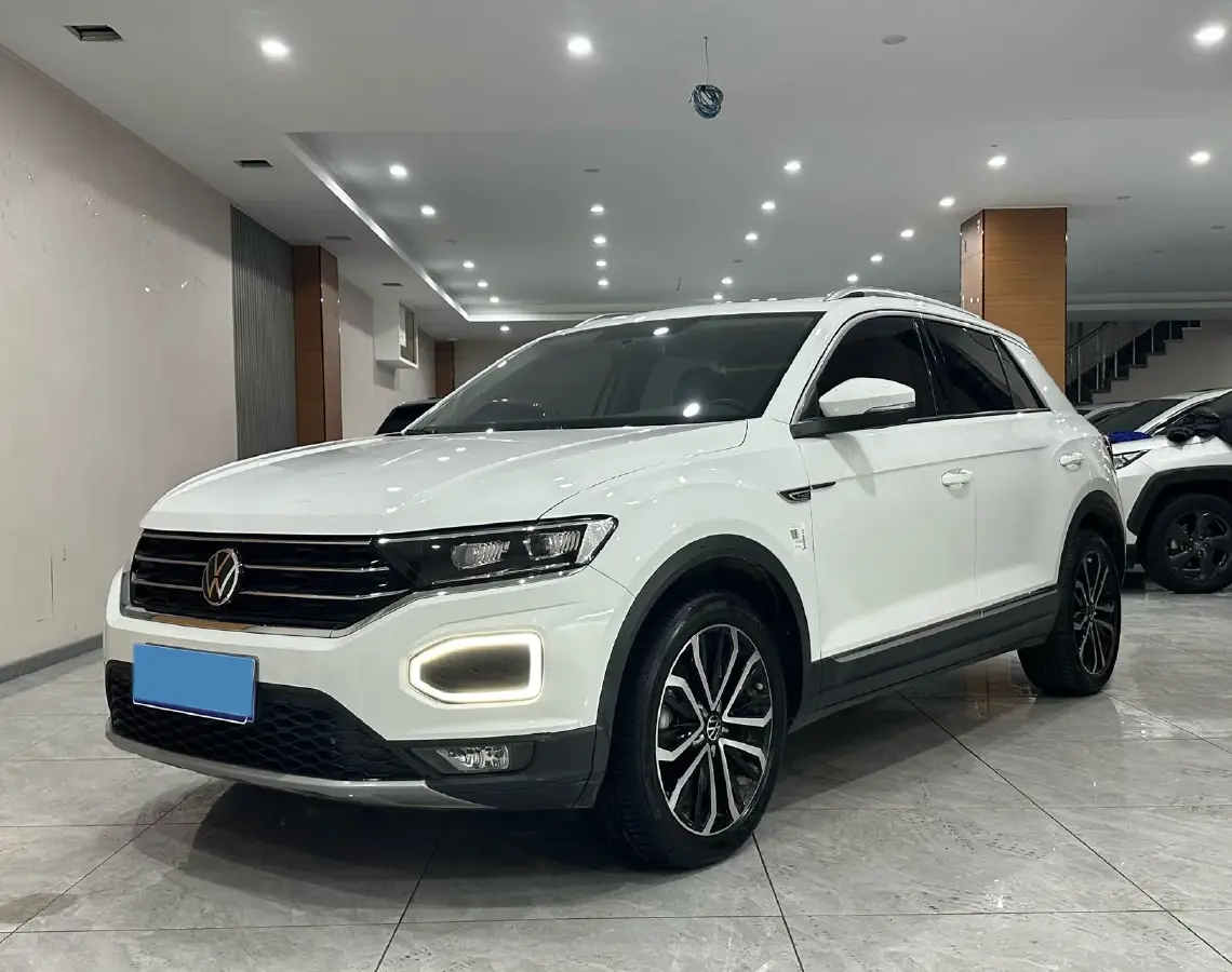 2022 Volkswagen T-Roc 1.4T 150HP L4 7DCT