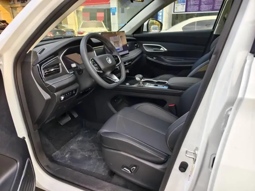 2026 ChangAn CS75 1.5T 192HP L4 7DCT,autocango,china used car exporter,china ev exporter,chinese used car exporter,chinese used ev exporter