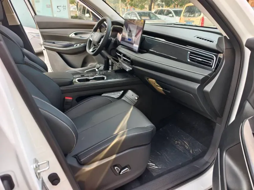 2026 ChangAn CS75 1.5T 192HP L4 7DCT,autocango,china used car exporter,china ev exporter,chinese used car exporter,chinese used ev exporter