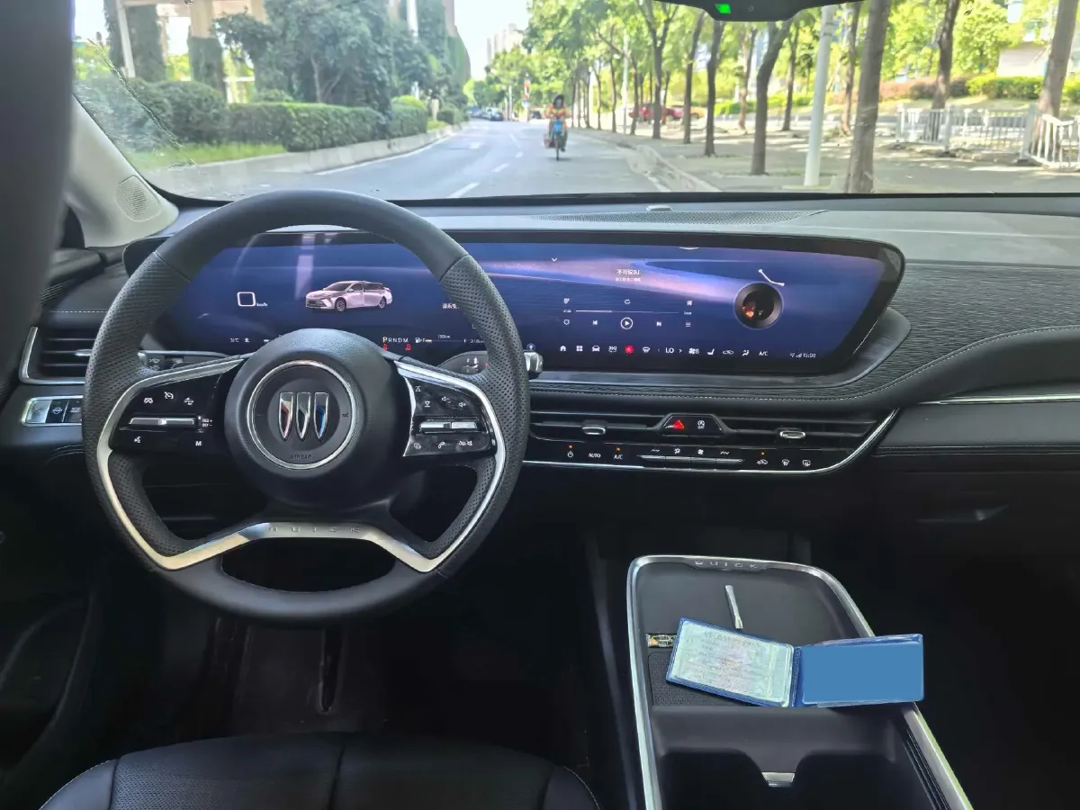 2025 Buick Larcosse 2.0T 237HP L4 9AT,autocango,china used car exporter,china ev exporter,chinese used car exporter,chinese used ev exporter