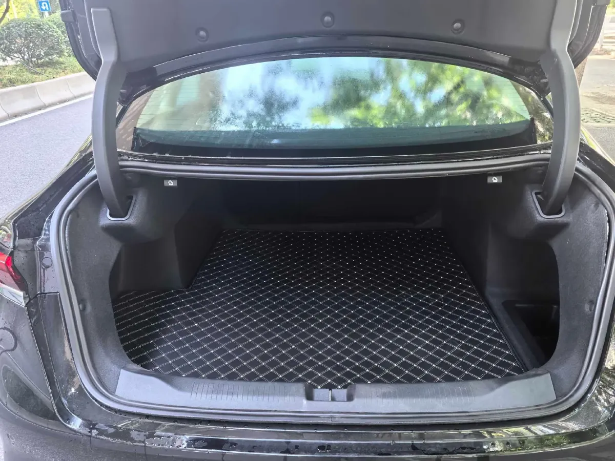 2025 Buick Larcosse 2.0T 237HP L4 9AT,autocango,china used car exporter,china ev exporter,chinese used car exporter,chinese used ev exporter