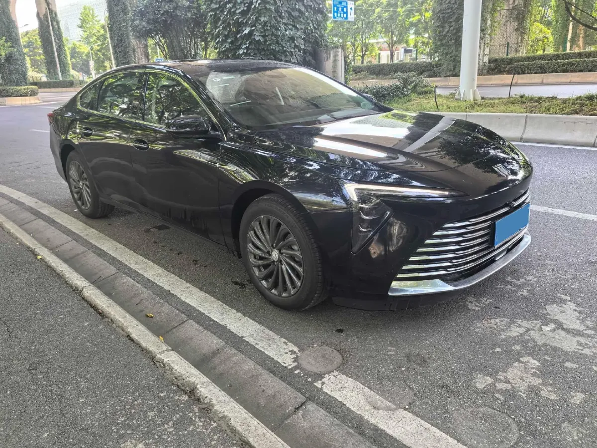 2025 Buick Larcosse 2.0T 237HP L4 9AT,autocango,china used car exporter,china ev exporter,chinese used car exporter,chinese used ev exporter