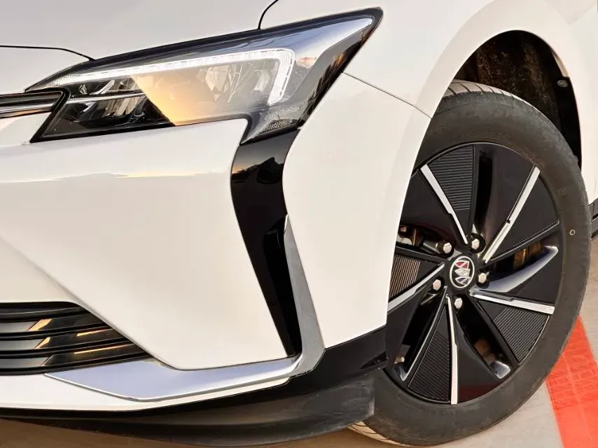 2024 Buick Velite 6 BEV 50.3KWH,autocango,china used car exporter,china ev exporter,chinese used car exporter,chinese used ev exporter