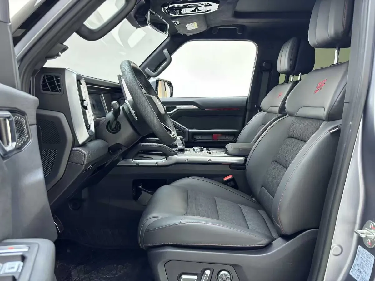 2023 Jetour Traveller 2.0T 254HP L4 7DCT,autocango,china used car exporter,china ev exporter,chinese used car exporter,chinese used ev exporter