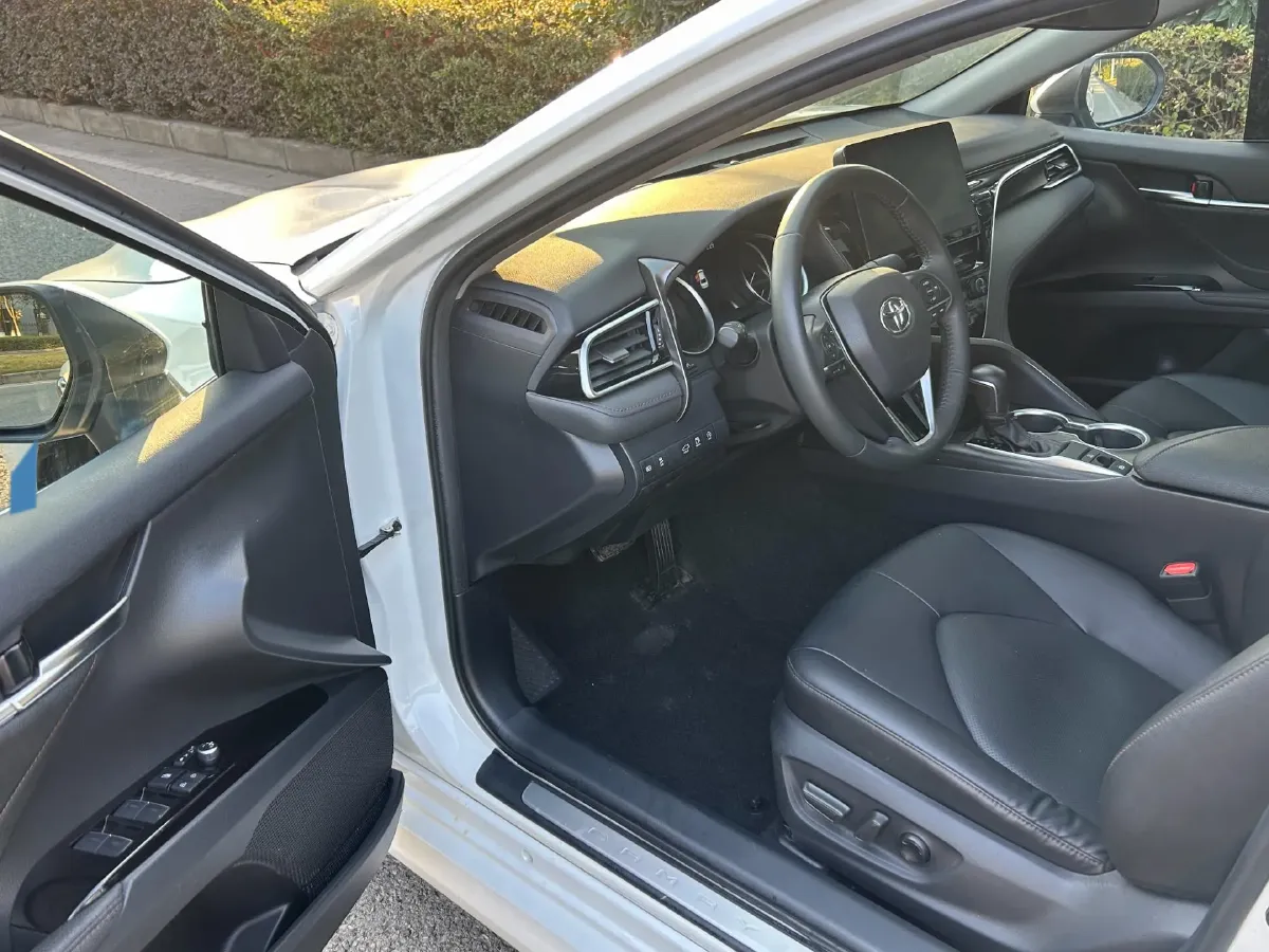 2021 Toyota Camry 2.0L 178HP L4 CVT,autocango,china used car exporter,china ev exporter,chinese used car exporter,chinese used ev exporter