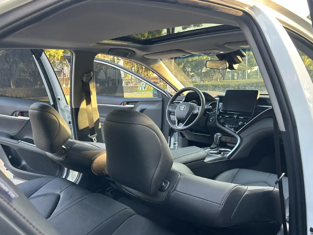 2021 Toyota Camry 2.0L 178HP L4 CVT,autocango,china used car exporter,china ev exporter,chinese used car exporter,chinese used ev exporter