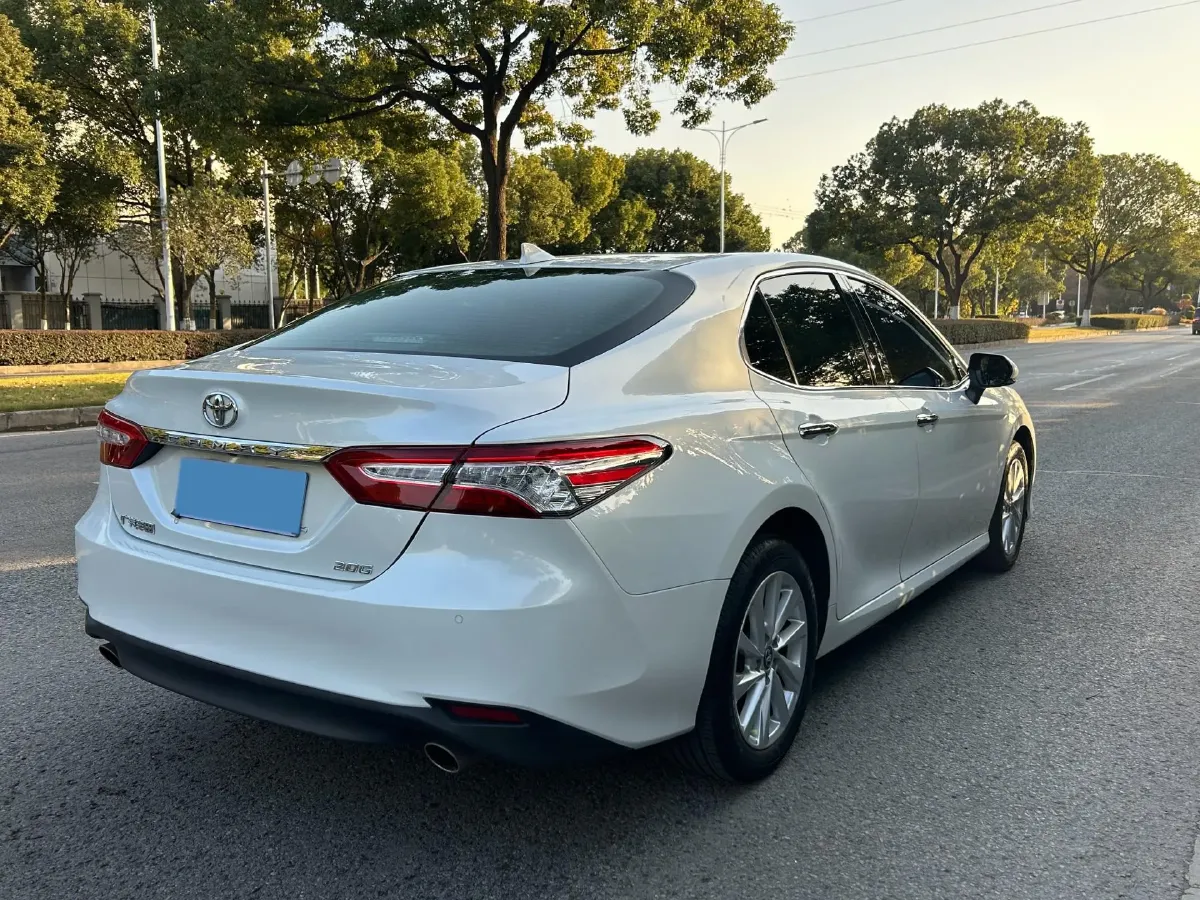 2021 Toyota Camry 2.0L 178HP L4 CVT,autocango,china used car exporter,china ev exporter,chinese used car exporter,chinese used ev exporter