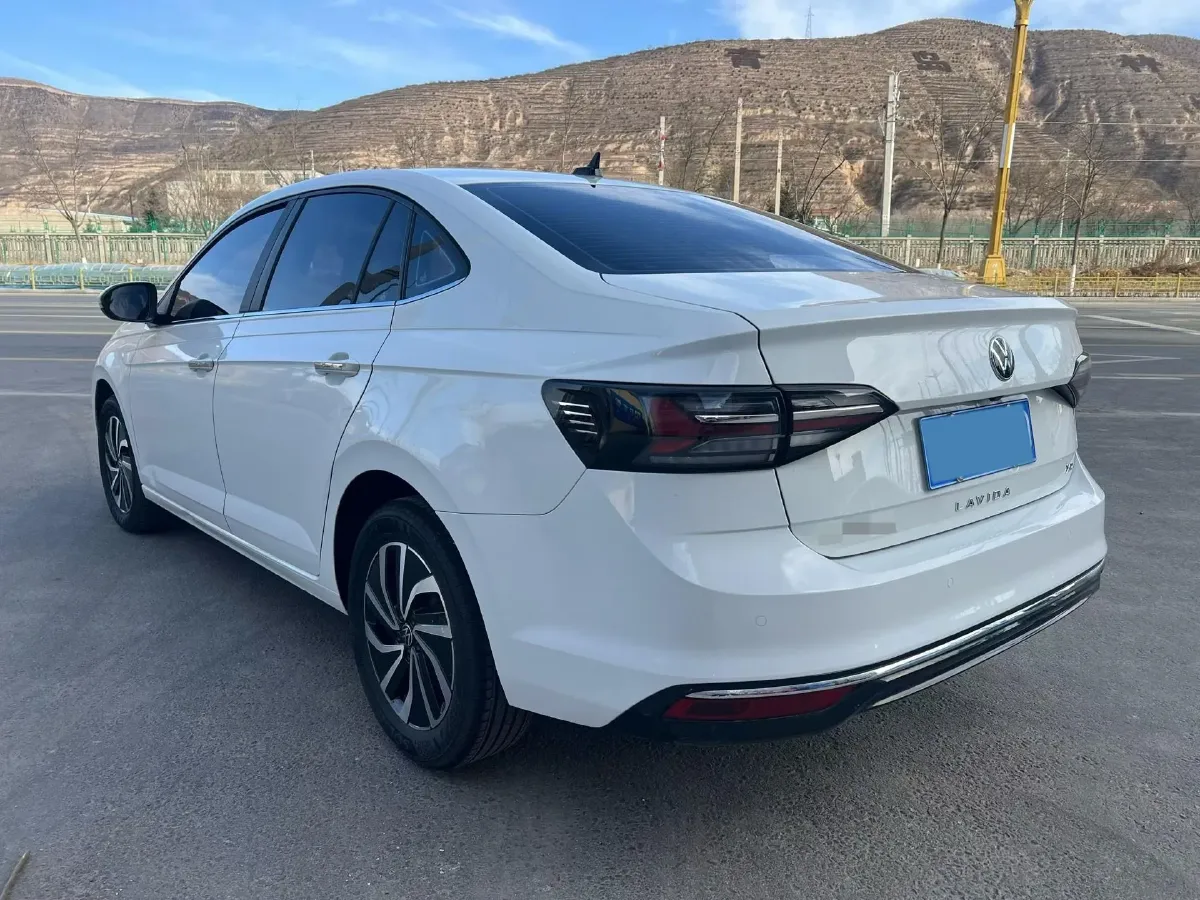 2023 Volkswagen Lavida 1.5L 110HP L4 6AT,autocango,china used car exporter,china ev exporter,chinese used car exporter,chinese used ev exporter