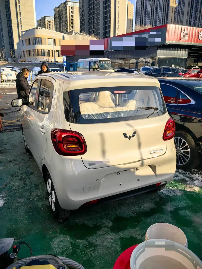 2025 WuLing HongGuang MINI EV BEV 16.2KWH,autocango,china used car exporter,china ev exporter,chinese used car exporter,chinese used ev exporter
