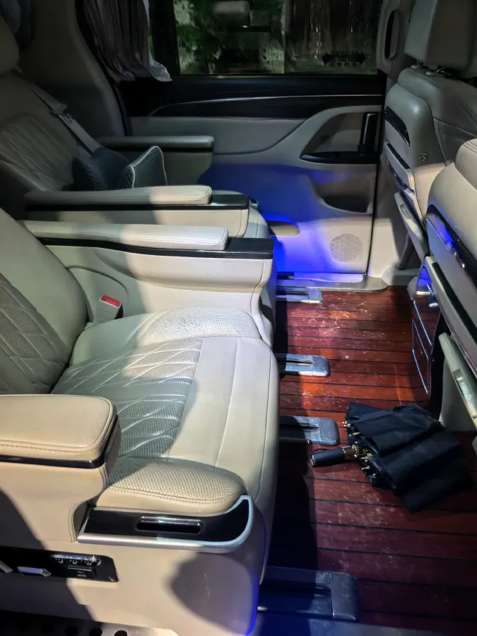 2020 Buick GL8 2.0T 237HP L4 9AT,autocango,china used car exporter,china ev exporter,chinese used car exporter,chinese used ev exporter