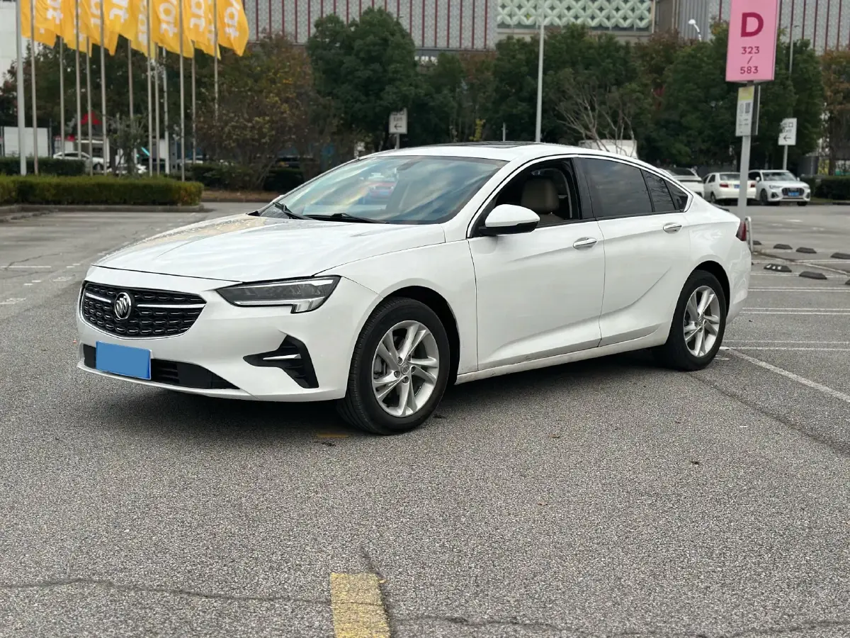 2020 Buick Regal 1.5T 169HP L4 9AT