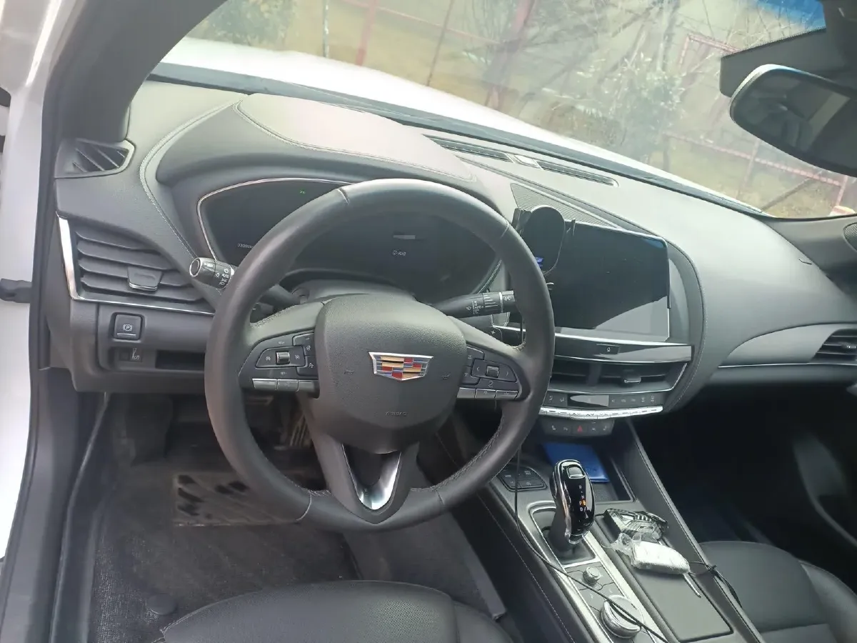 2023 Cadillac CT5 2.0T 237HP L4 10AT,autocango,china used car exporter,china ev exporter,chinese used car exporter,chinese used ev exporter