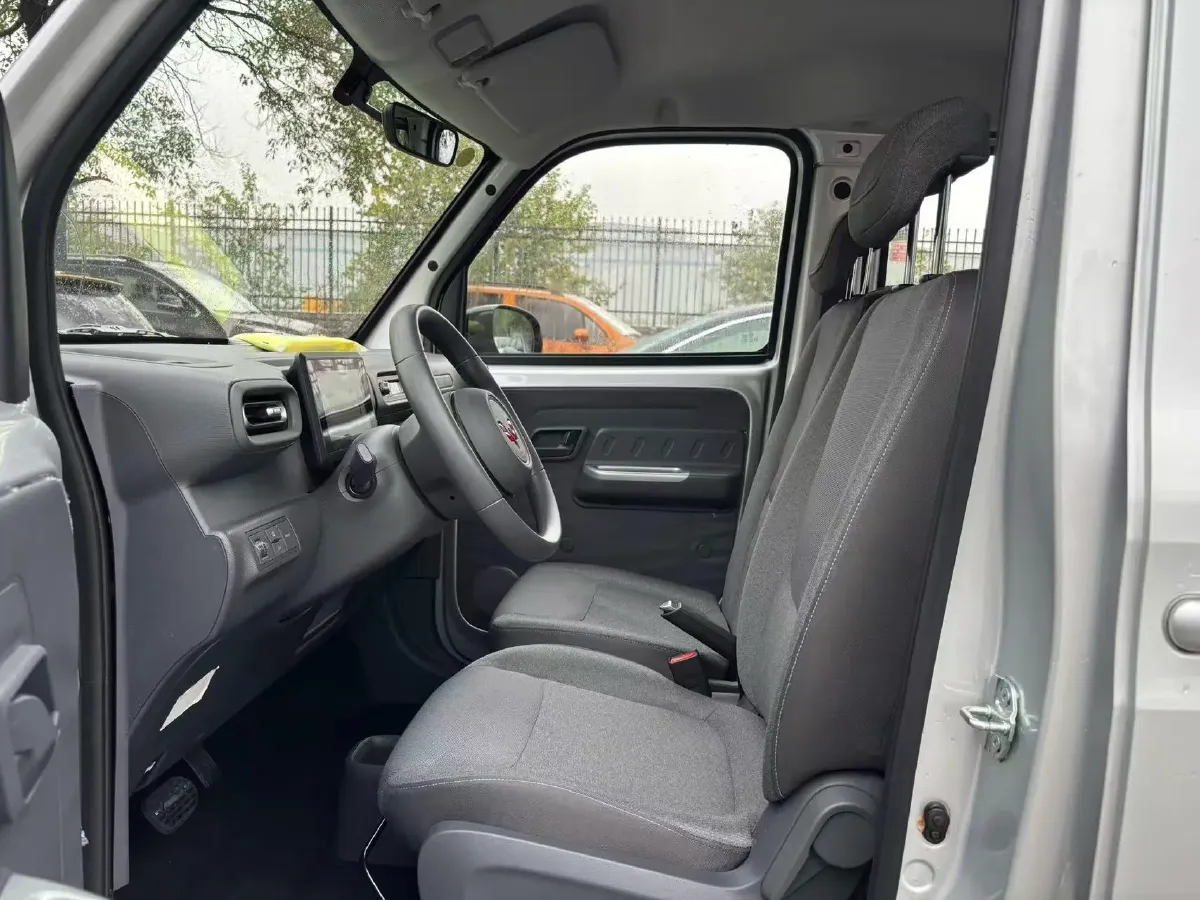 2025 WuLing ZhiGuang BEV 17.7KWH,autocango,china used car exporter,china ev exporter,chinese used car exporter,chinese used ev exporter