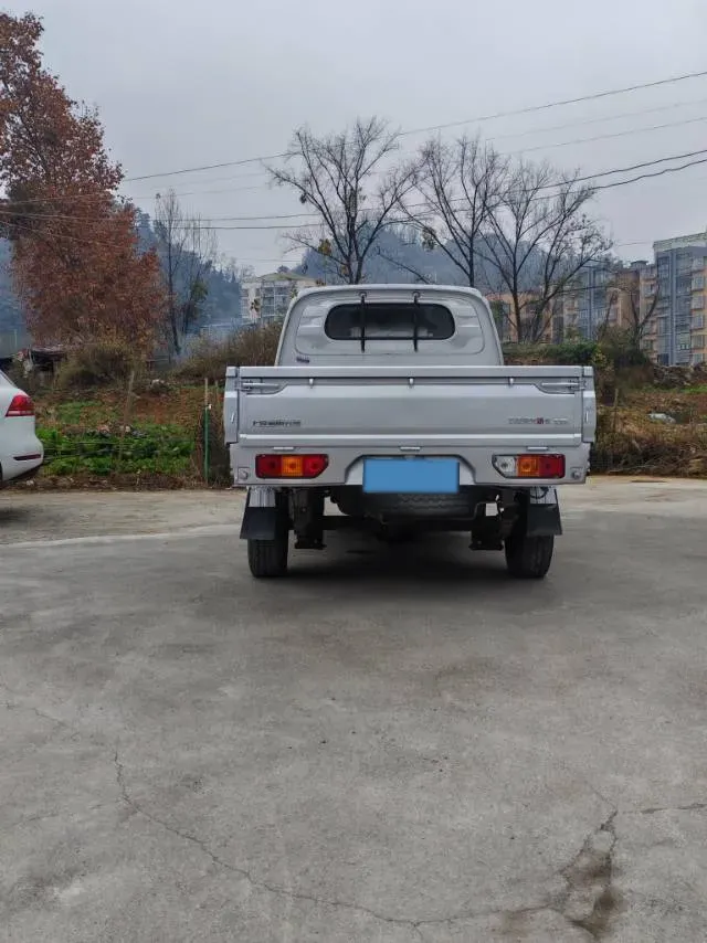 2019 WuLing RongGuang New Truck 1.5L 107HP L4 5MT,autocango,china used car exporter,china ev exporter,chinese used car exporter,chinese used ev exporter