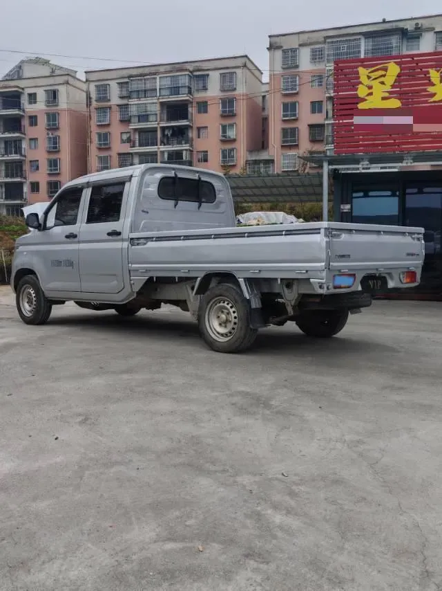 2019 WuLing RongGuang New Truck 1.5L 107HP L4 5MT,autocango,china used car exporter,china ev exporter,chinese used car exporter,chinese used ev exporter