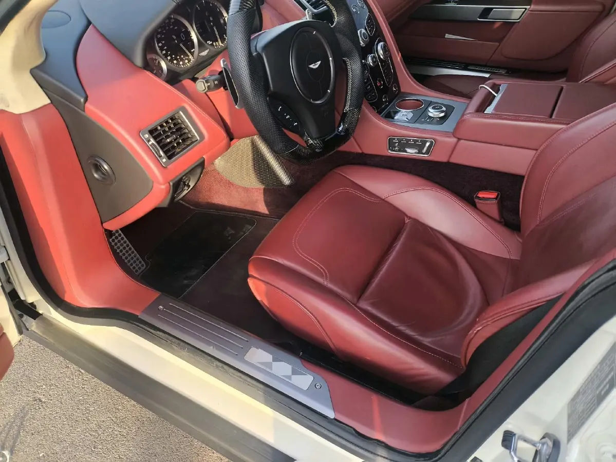 2016 Aston Martin Rapide 6.0L 518HP V12 8AT,autocango,china used car exporter,china ev exporter,chinese used car exporter,chinese used ev exporter