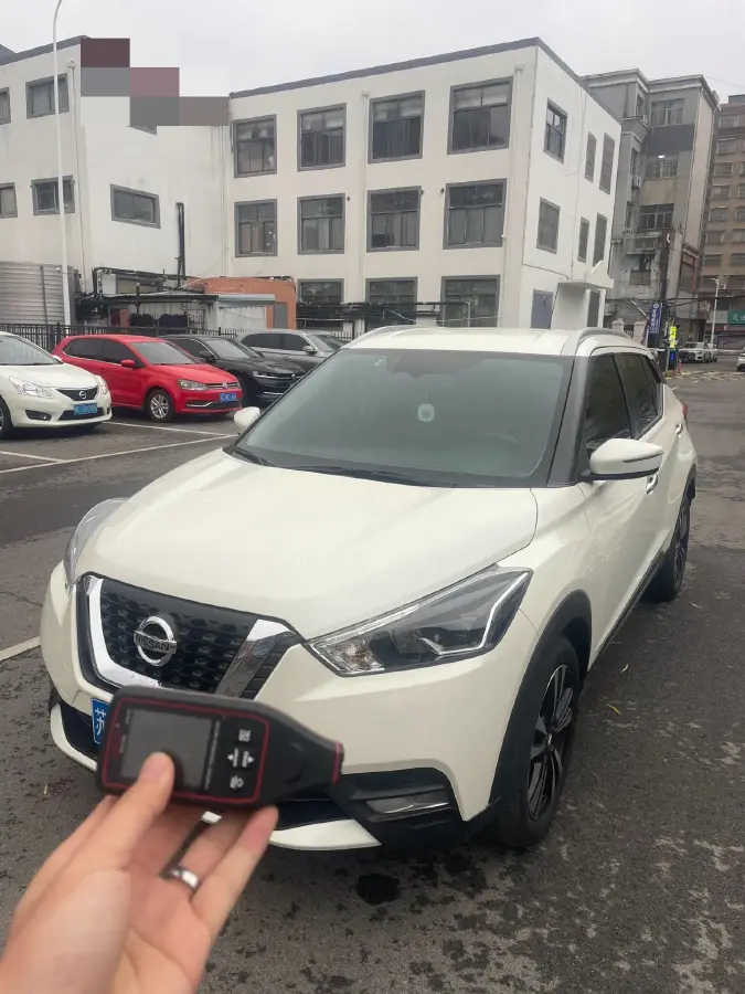 2020 Nissan Kicks 1.5L 124HP L4 CVT