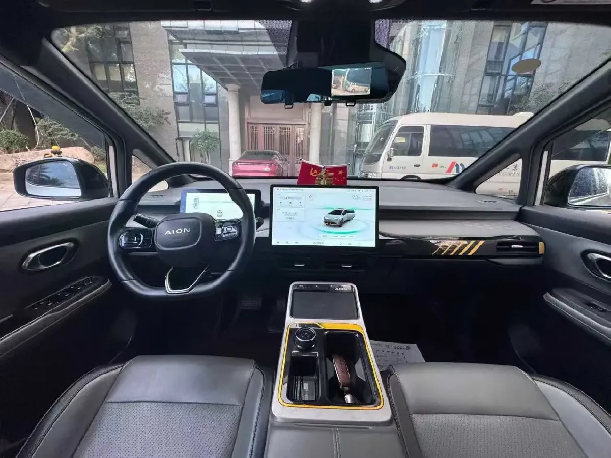 2022 Geely Okavango 1.8T 184HP L4 7DCT,autocango,china used car exporter,china ev exporter,chinese used car exporter,chinese used ev exporter