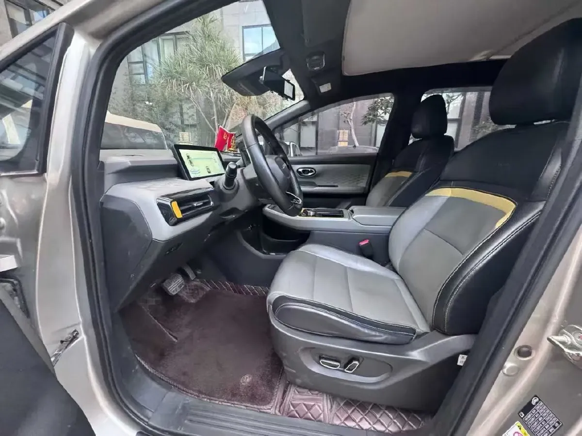 2022 Geely Okavango 1.8T 184HP L4 7DCT,autocango,china used car exporter,china ev exporter,chinese used car exporter,chinese used ev exporter