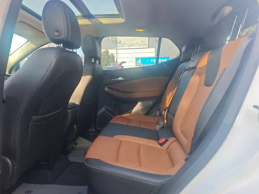 2020 Buick Encore GX 1.3T 165HP L3 CVT,autocango,china used car exporter,china ev exporter,chinese used car exporter,chinese used ev exporter