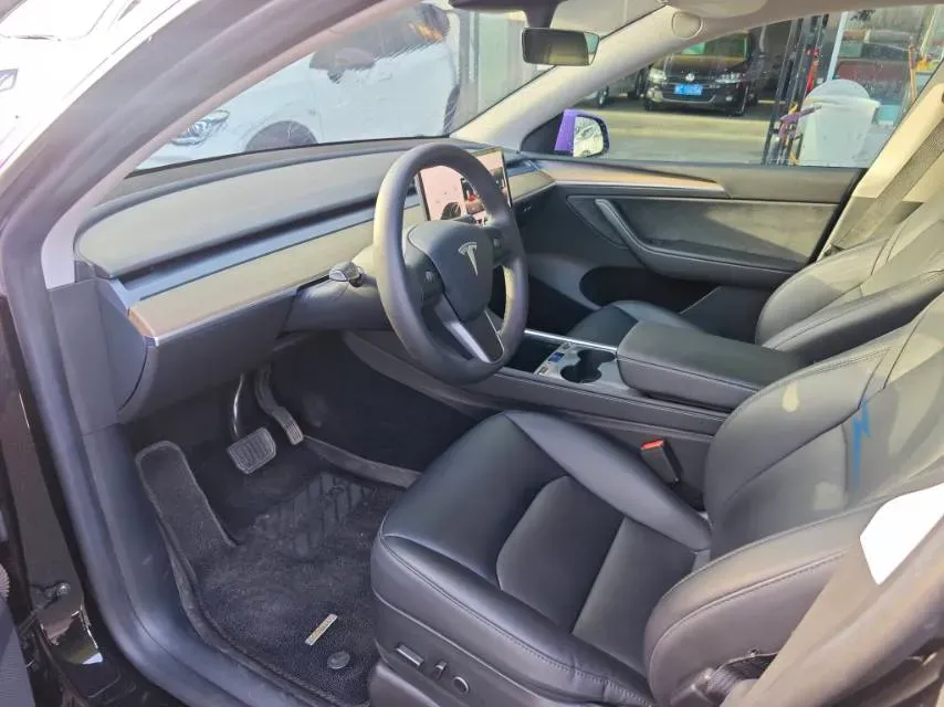 2022 BMW 3 Series 2.0T 184HP L4 8AT,autocango,china used car exporter,china ev exporter,chinese used car exporter,chinese used ev exporter