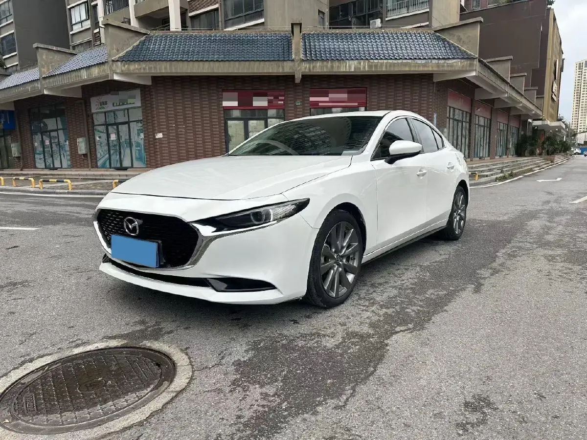 2021 Mazda 3 Axela 2.0L 158HP L4 6AT