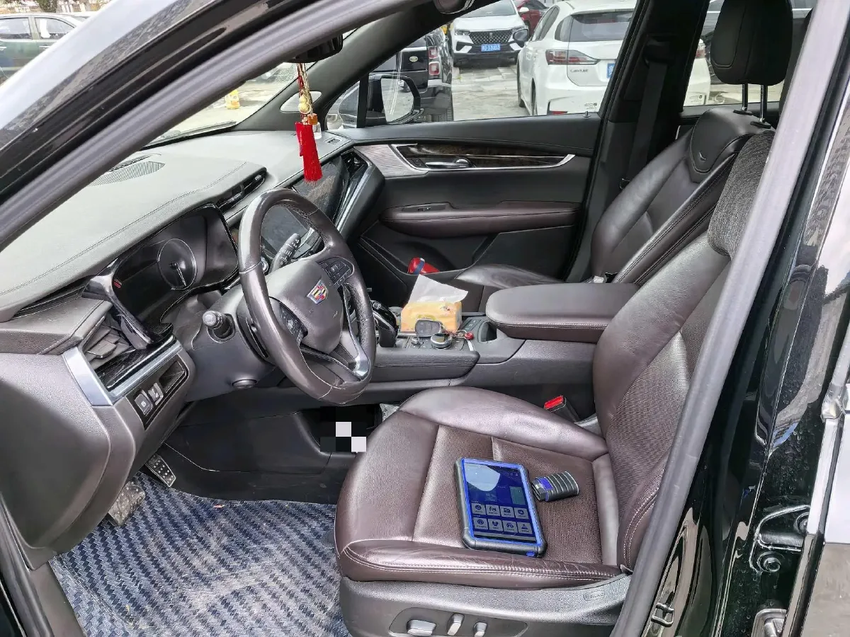 2020 Cadillac XT6 2.0T 237HP L4 9AT,autocango,china used car exporter,china ev exporter,chinese used car exporter,chinese used ev exporter