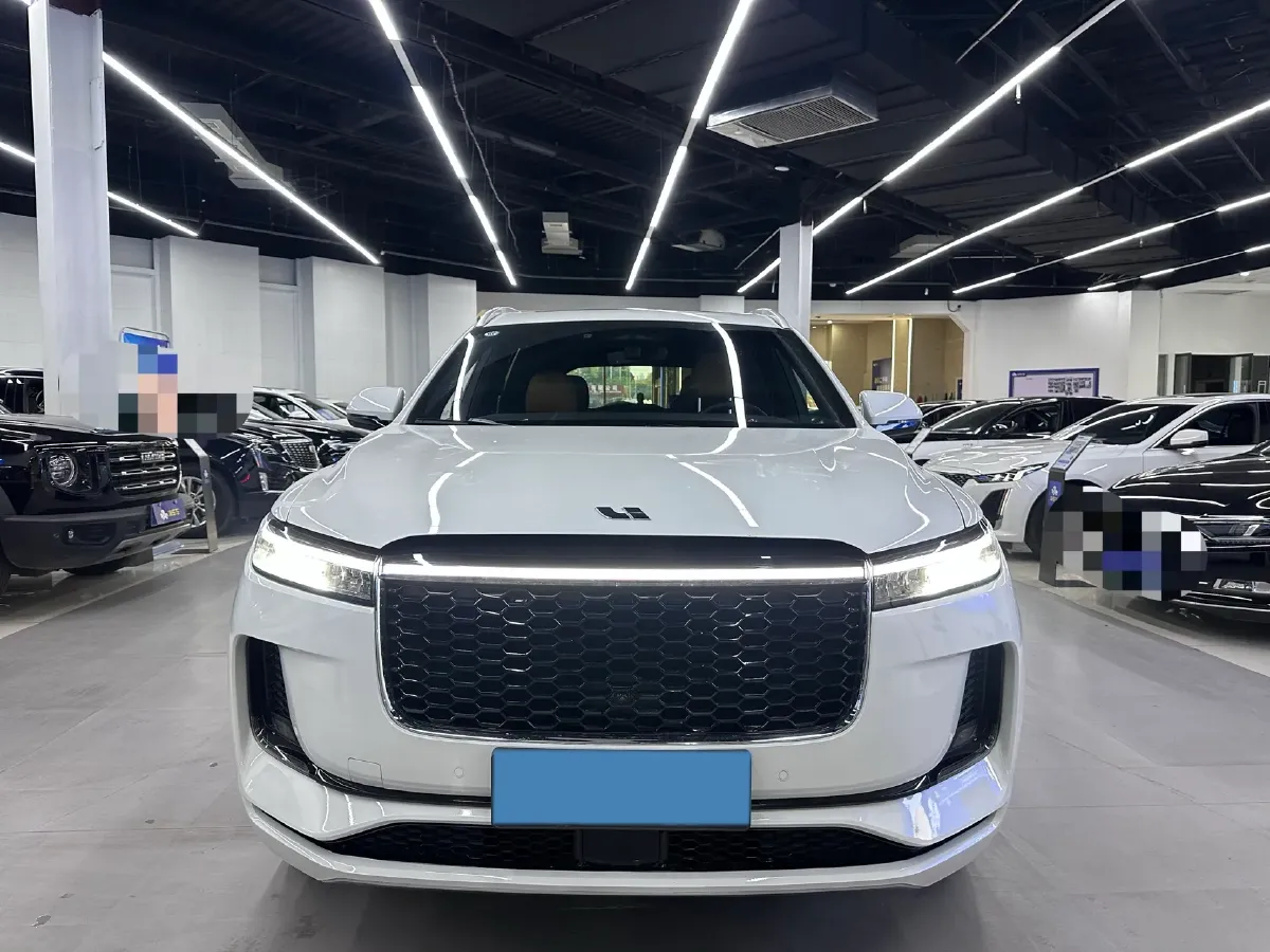 2021 Li ONE Range Extended 131HP REEV 40.5KWH,autocango,china used car exporter,china ev exporter,chinese used car exporter,chinese used ev exporter