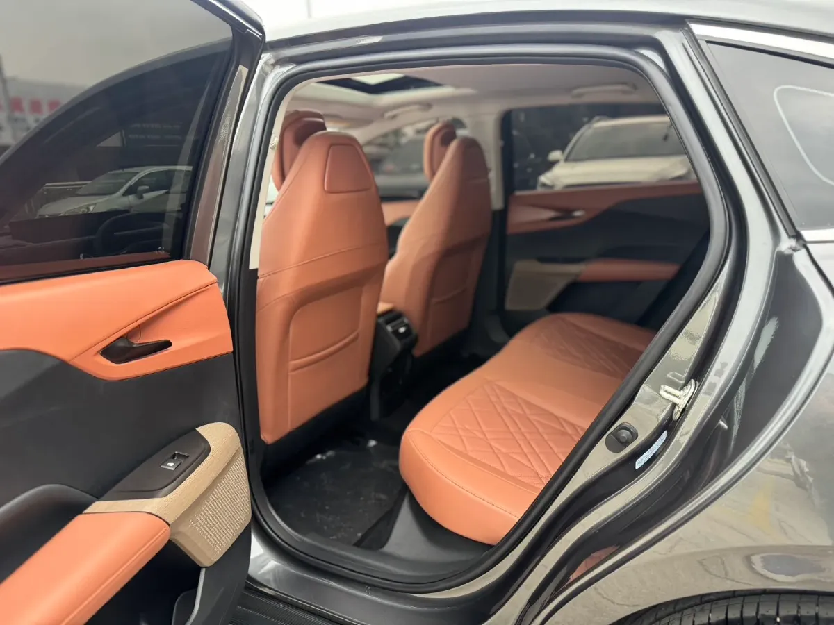 2025 ChangAn EadoPHEV 1.5L 98HP L4 E-CVT PHEV,autocango,china used car exporter,china ev exporter,chinese used car exporter,chinese used ev exporter