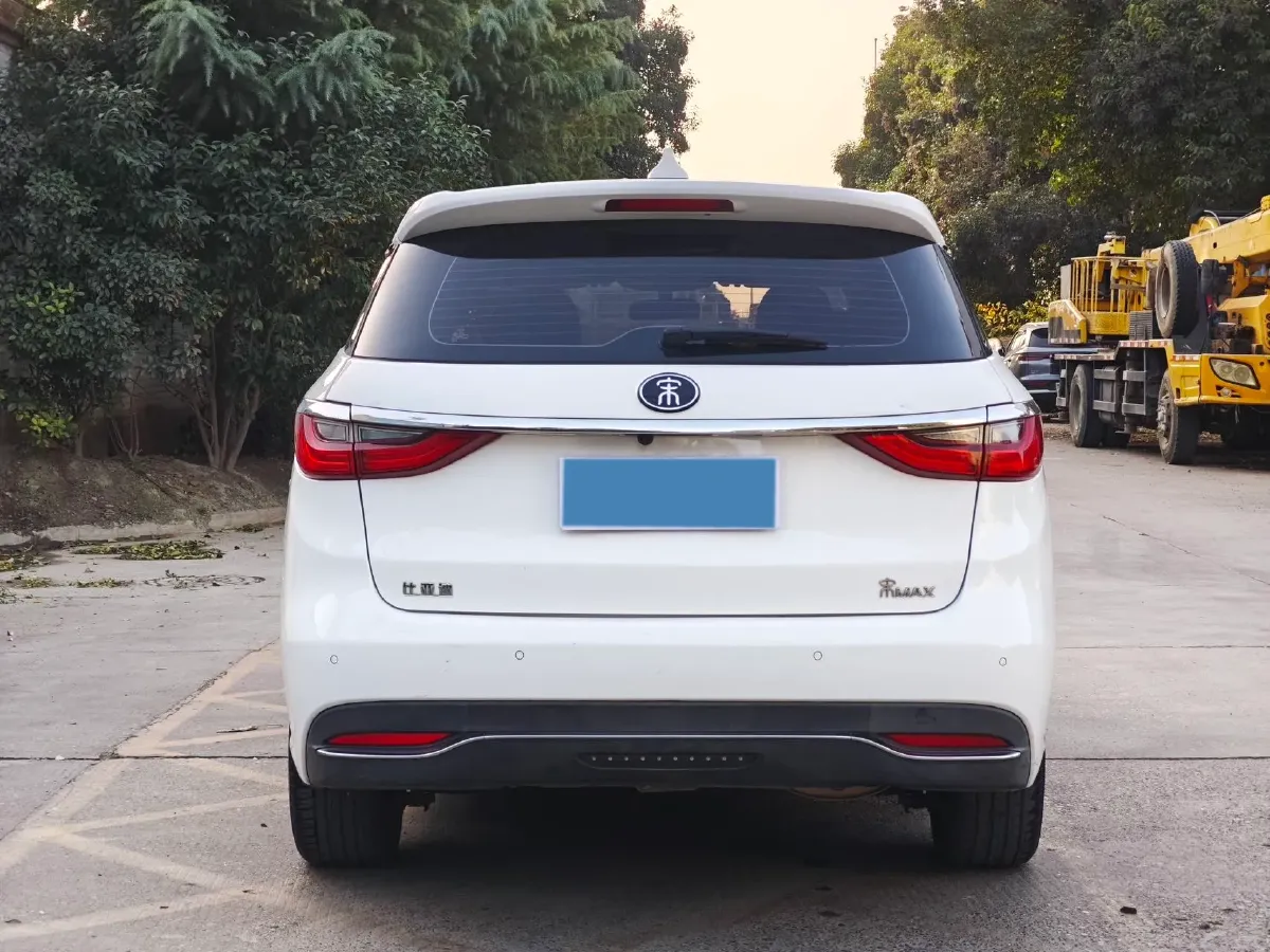 2017 BYD Song MAX 1.5T 154HP L4 6DCT,autocango,china used car exporter,china ev exporter,chinese used car exporter,chinese used ev exporter