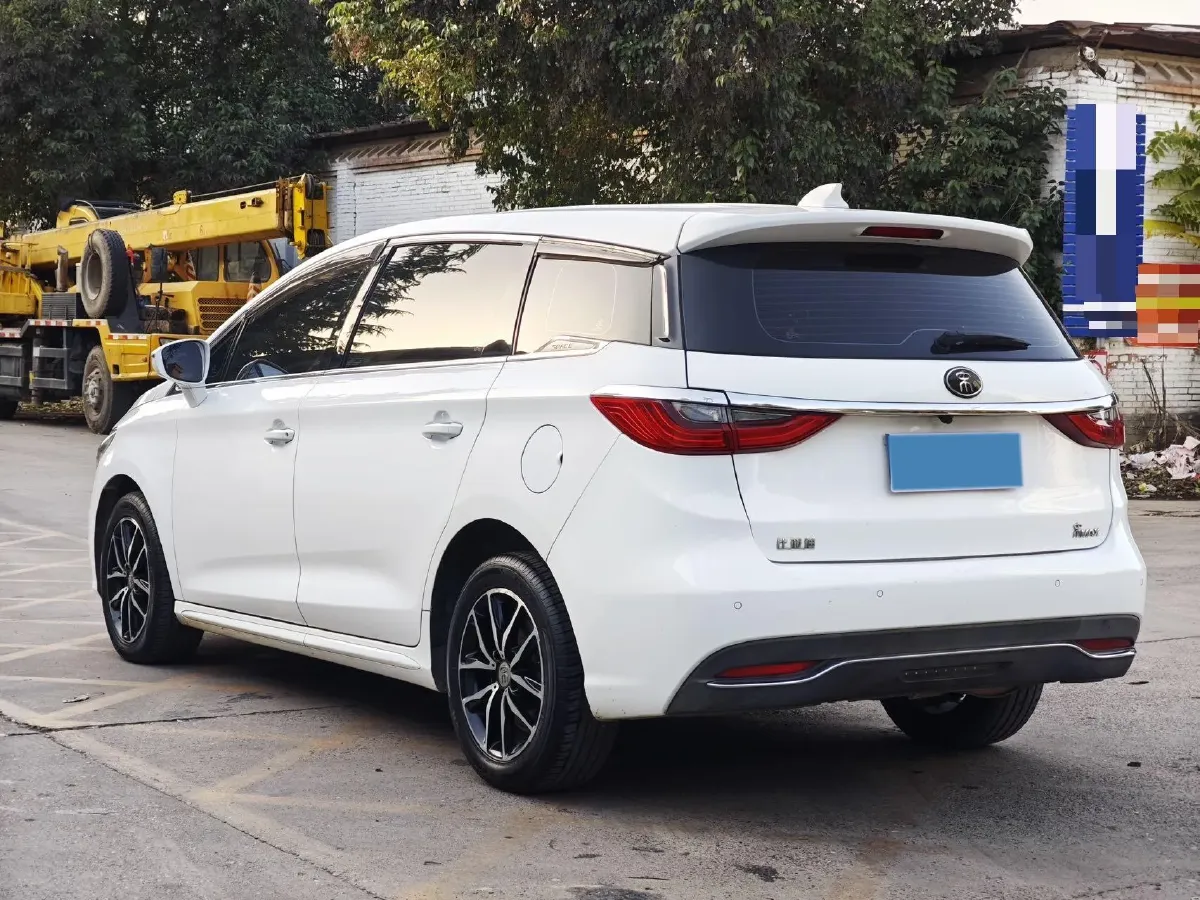 2017 BYD Song MAX 1.5T 154HP L4 6DCT,autocango,china used car exporter,china ev exporter,chinese used car exporter,chinese used ev exporter