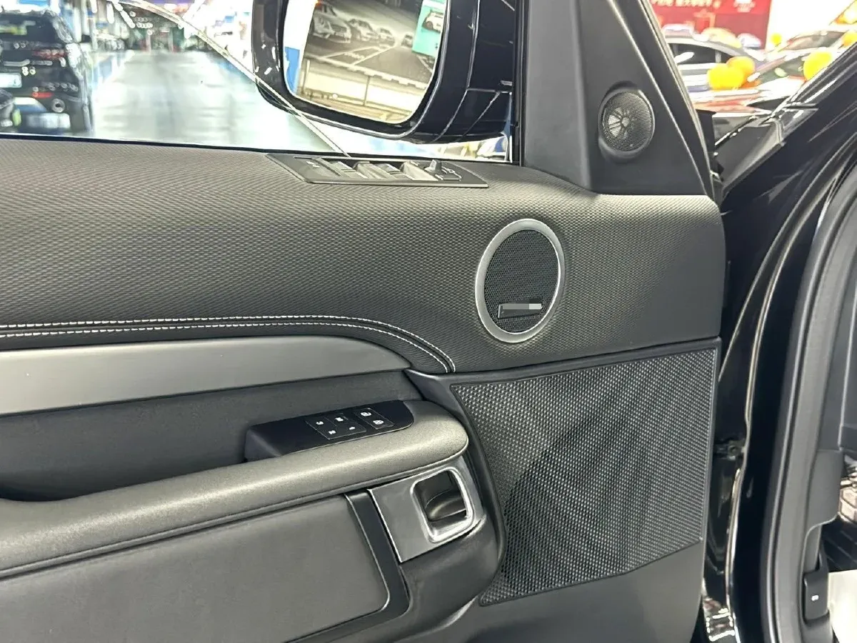 2023 Land Rover Discovery 3.0T 360HP L6 8AT,autocango,china used car exporter,china ev exporter,chinese used car exporter,chinese used ev exporter