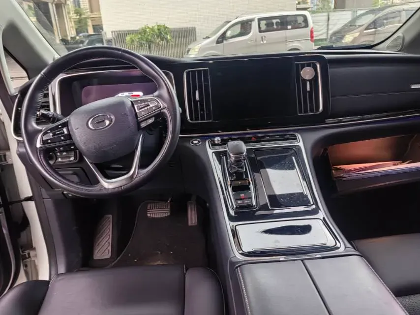 2021 GAC Trumpchi M8 2.0T 252HP L4 8AT,autocango,china used car exporter,china ev exporter,chinese used car exporter,chinese used ev exporter