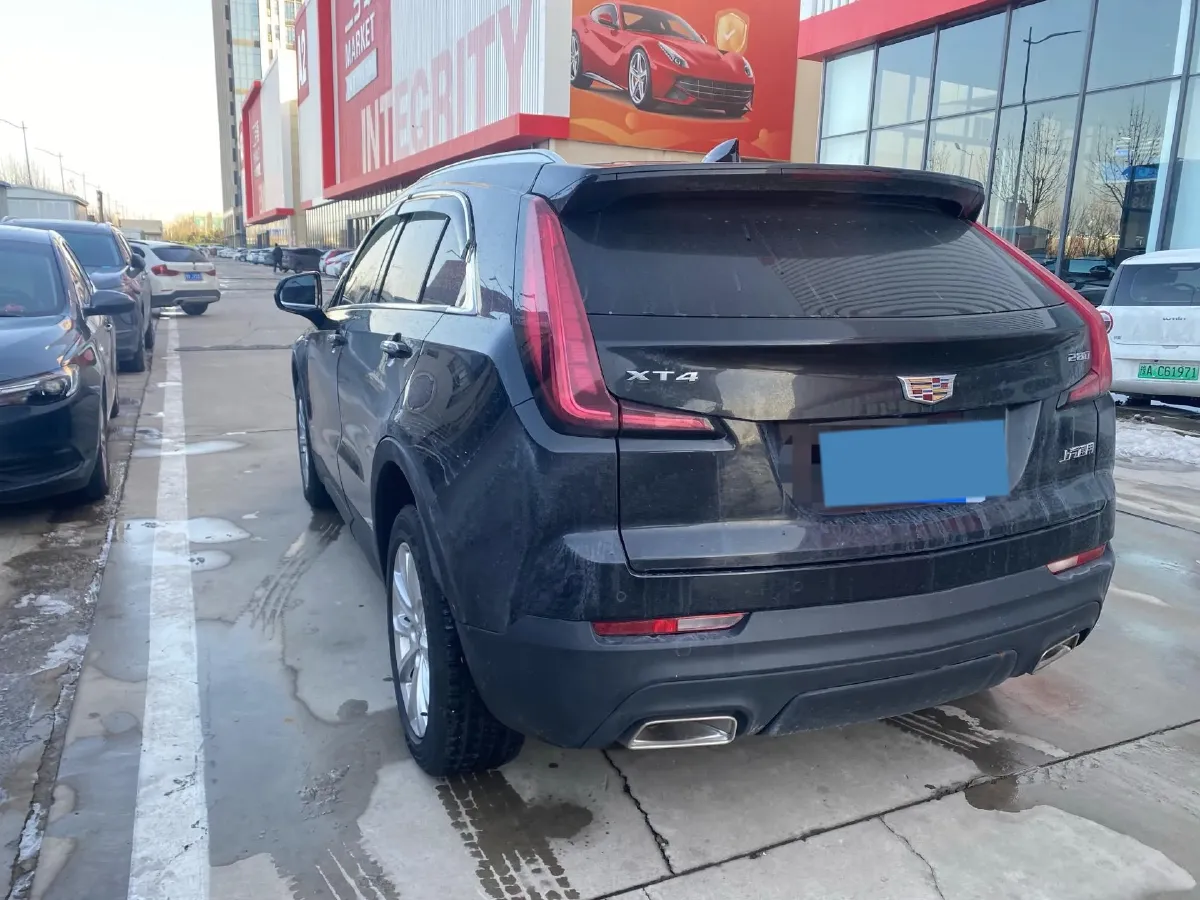 2021 Cadillac XT4 2.0T 237HP L4 9AT,autocango,china used car exporter,china ev exporter,chinese used car exporter,chinese used ev exporter