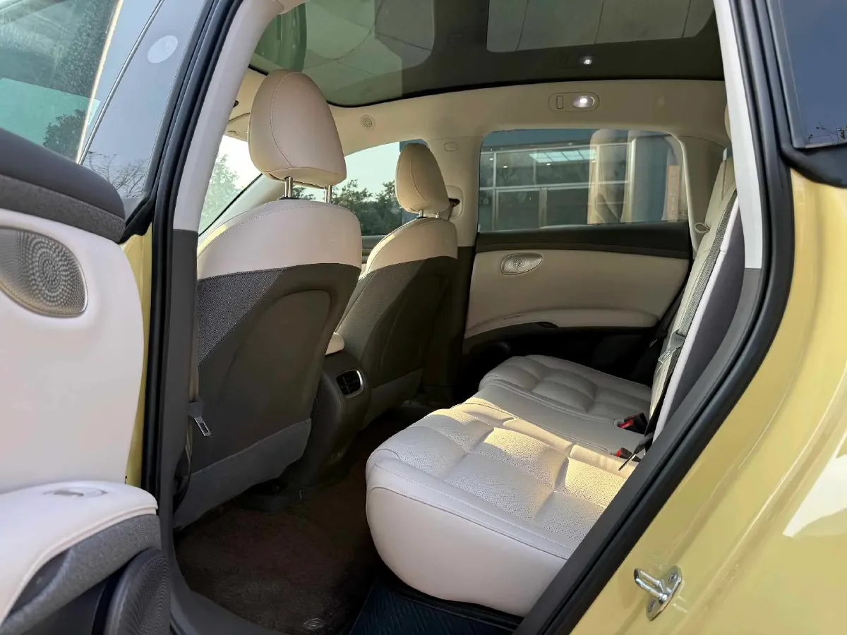 2025 IM LS6 BEV 83KWH,autocango,china used car exporter,china ev exporter,chinese used car exporter,chinese used ev exporter