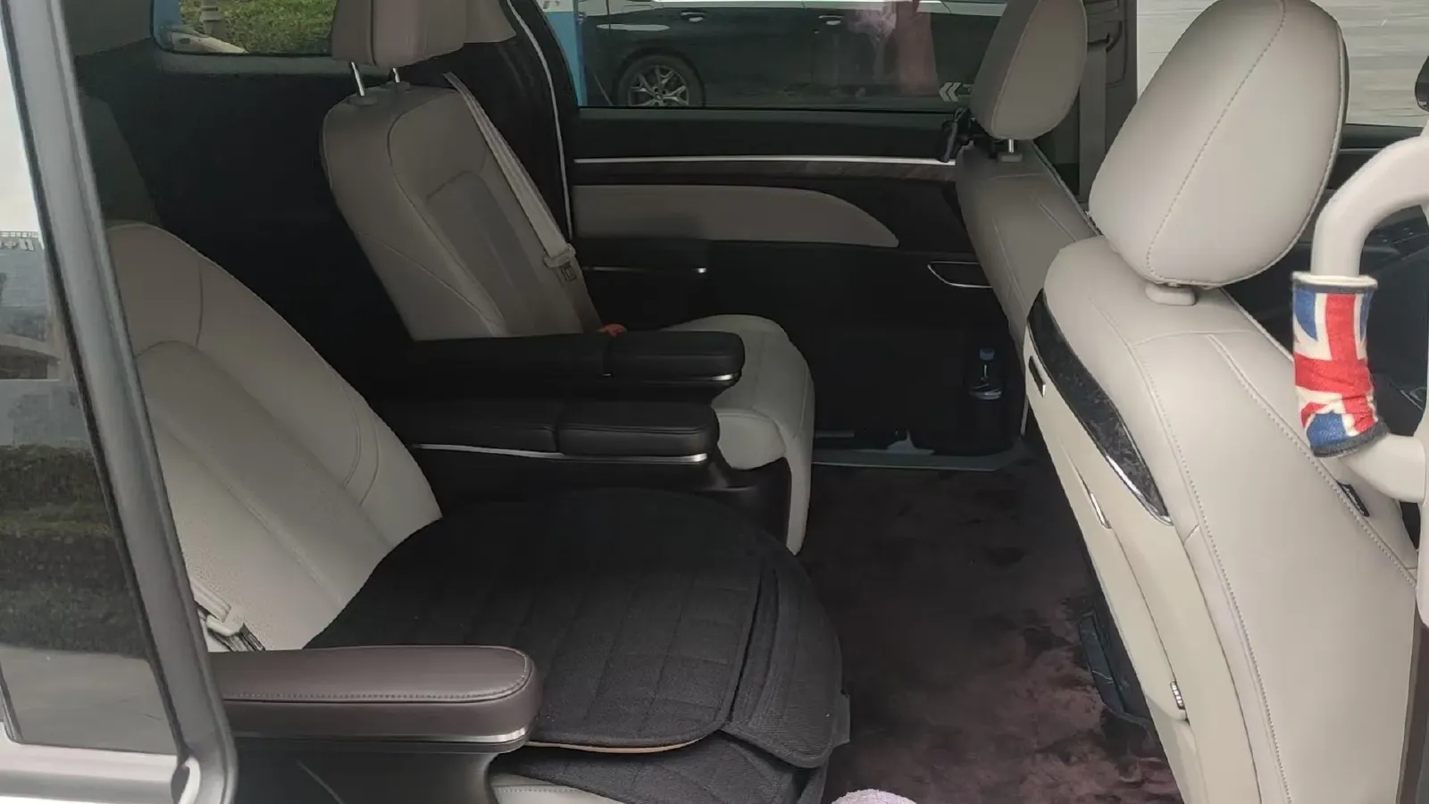 2021 GAC Trumpchi M8 2.0T 252HP L4 8AT,autocango,china used car exporter,china ev exporter,chinese used car exporter,chinese used ev exporter