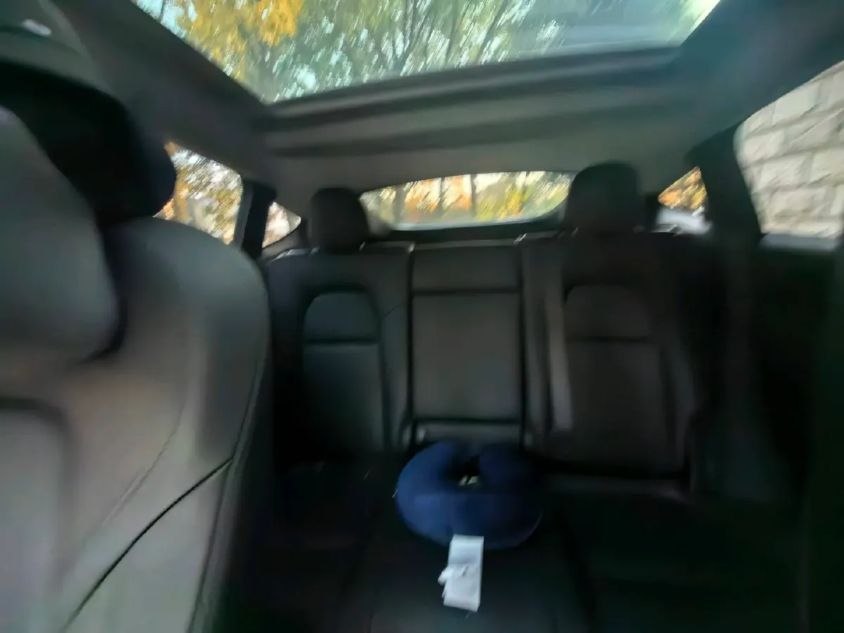 2022 Tesla Model Y BEV 60KWH,autocango,china used car exporter,china ev exporter,chinese used car exporter,chinese used ev exporter