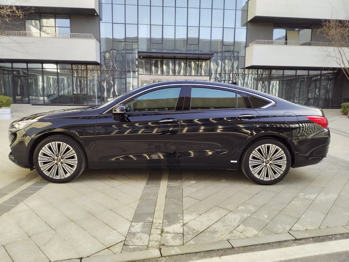 2022 HongQi H5 1.5T 169HP L4 7DCT,autocango,china used car exporter,china ev exporter,chinese used car exporter,chinese used ev exporter