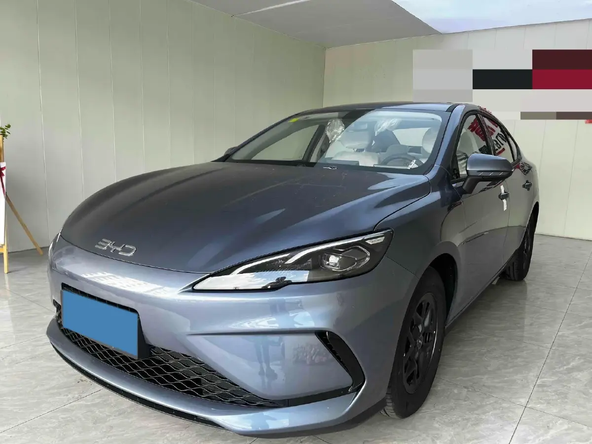 2025 BYD Seal05 DM-i 1.5L 101HP L4 E-CVT PHEV 7.68KWH