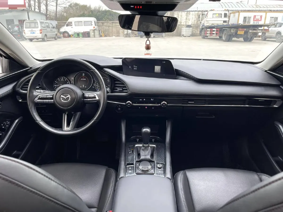 2022 Mazda 3 Axela 2.0L 158HP L4 6AT,autocango,china used car exporter,china ev exporter,chinese used car exporter,chinese used ev exporter