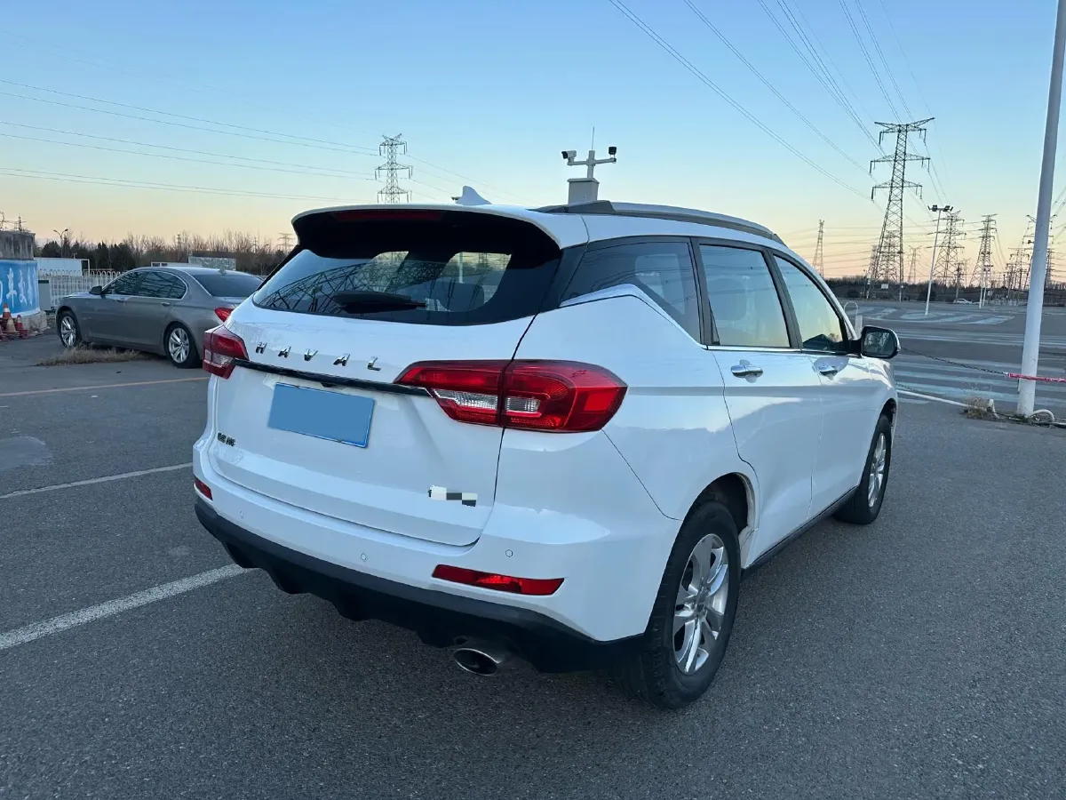 2018 Haval M6 1.5T 150HP L4 7DCT,autocango,china used car exporter,china ev exporter,chinese used car exporter,chinese used ev exporter