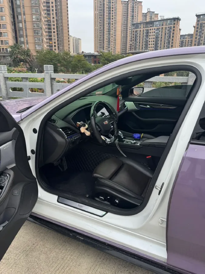 2024 Cadillac CT5 2.0T 237HP L4 10AT,autocango,china used car exporter,china ev exporter,chinese used car exporter,chinese used ev exporter