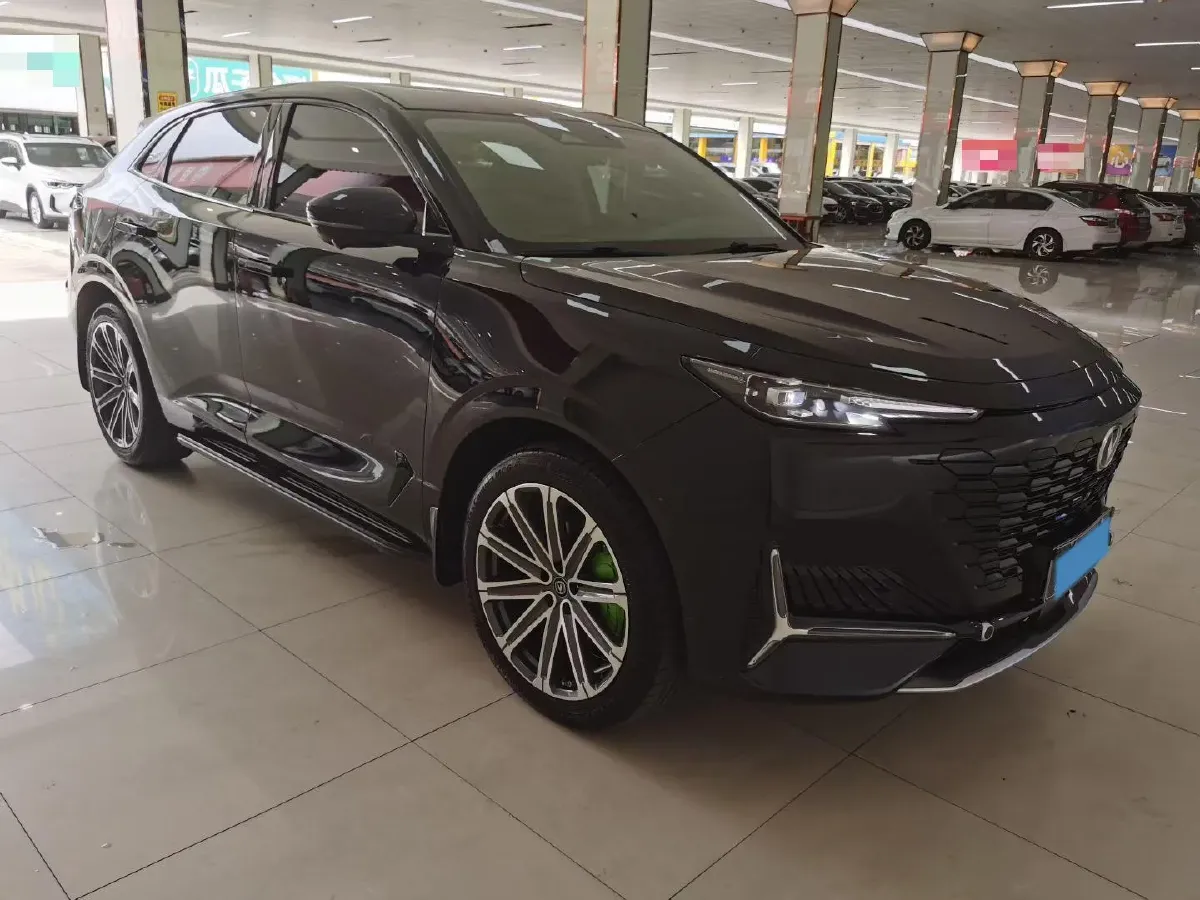 2021 ChangAn UNI-K 2.0T 233HP L4 8AT,autocango,china used car exporter,china ev exporter,chinese used car exporter,chinese used ev exporter