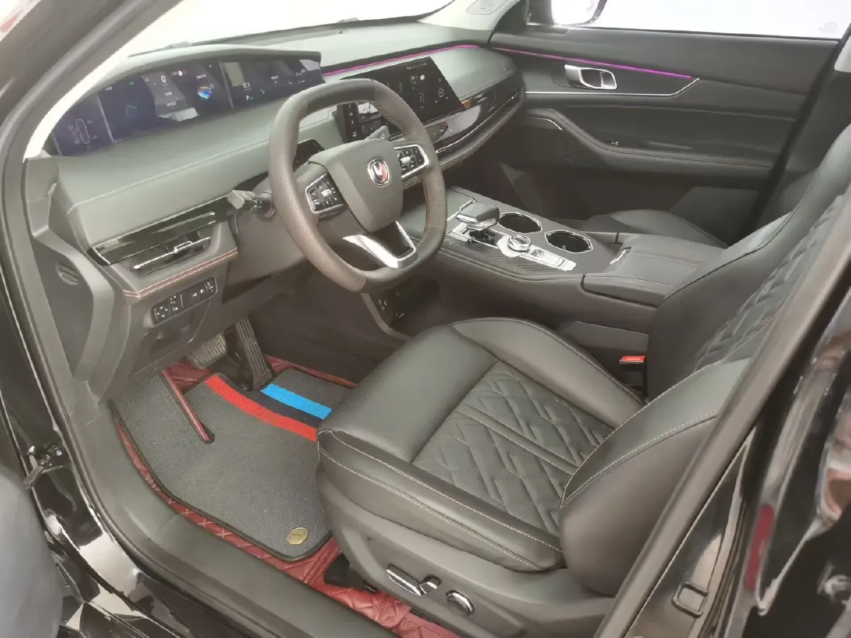 2021 ChangAn UNI-K 2.0T 233HP L4 8AT,autocango,china used car exporter,china ev exporter,chinese used car exporter,chinese used ev exporter