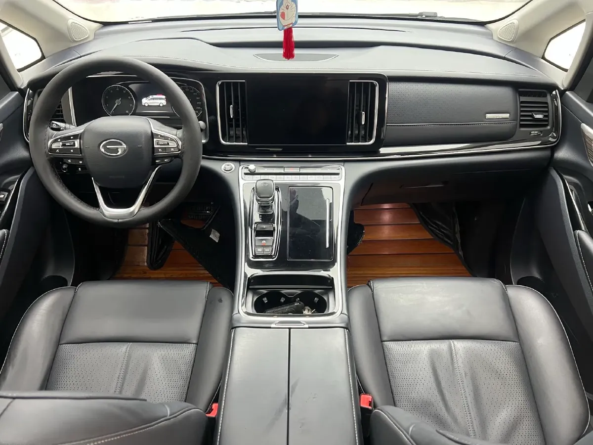 2021 GAC Trumpchi M8 2.0T 252HP L4 8AT,autocango,china used car exporter,china ev exporter,chinese used car exporter,chinese used ev exporter